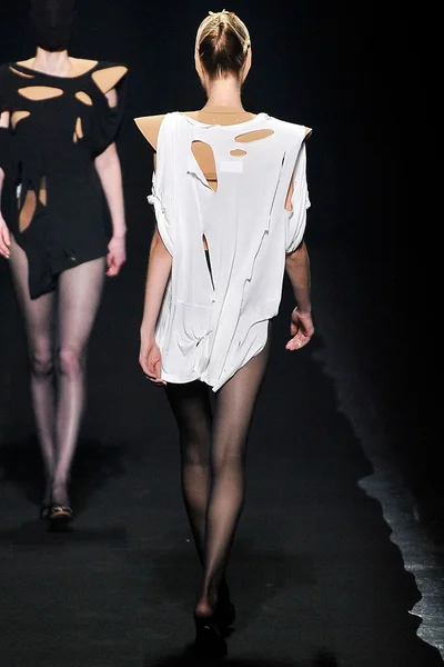 Look 6